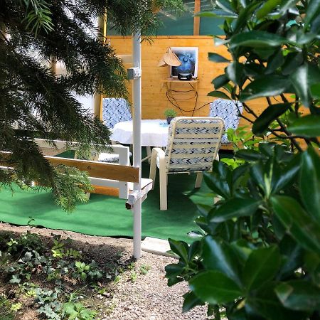 City Camping& Apartman &Bungalow Hotel Gyor Bagian luar foto